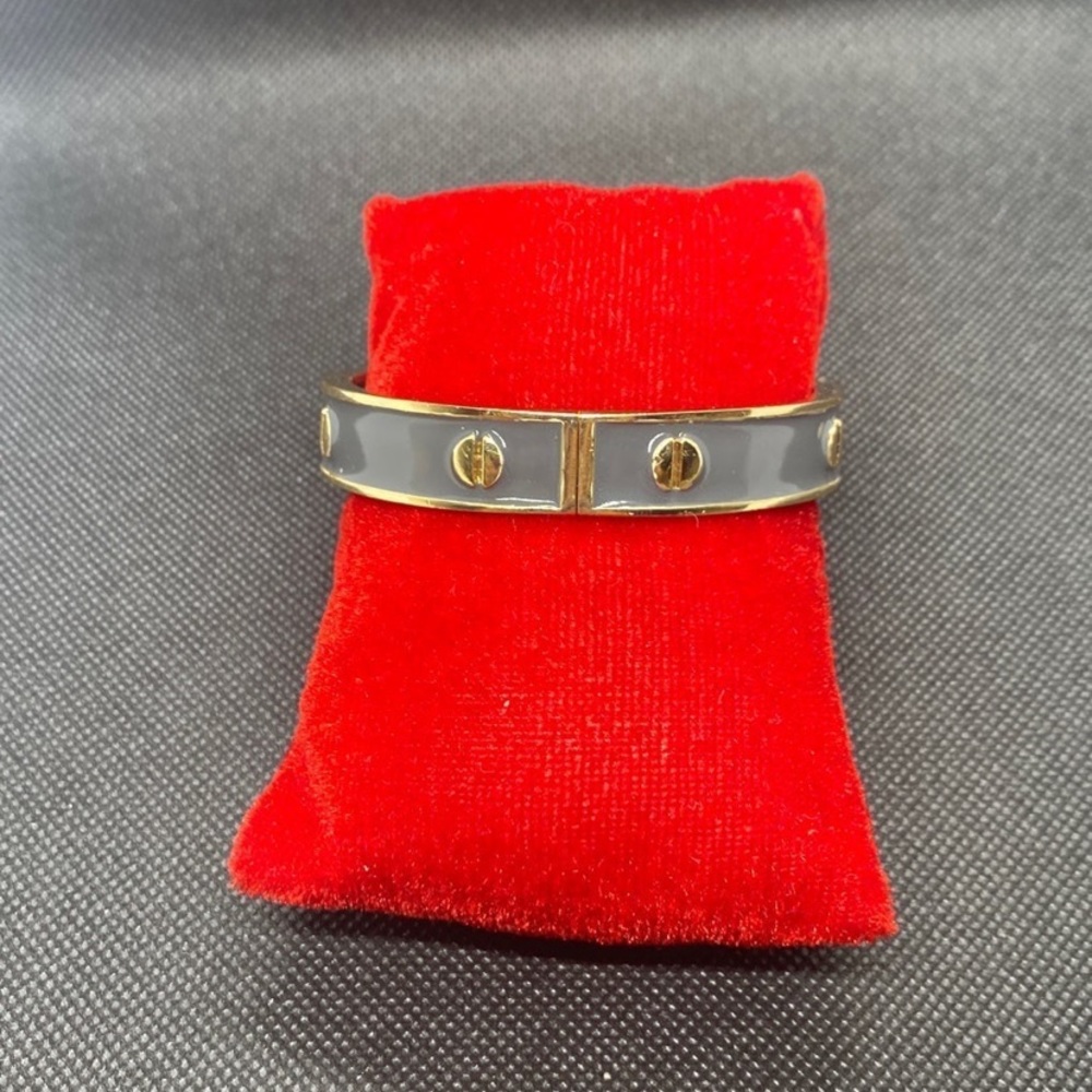Zenzii Screw Motif Hinged Bracelet Gray